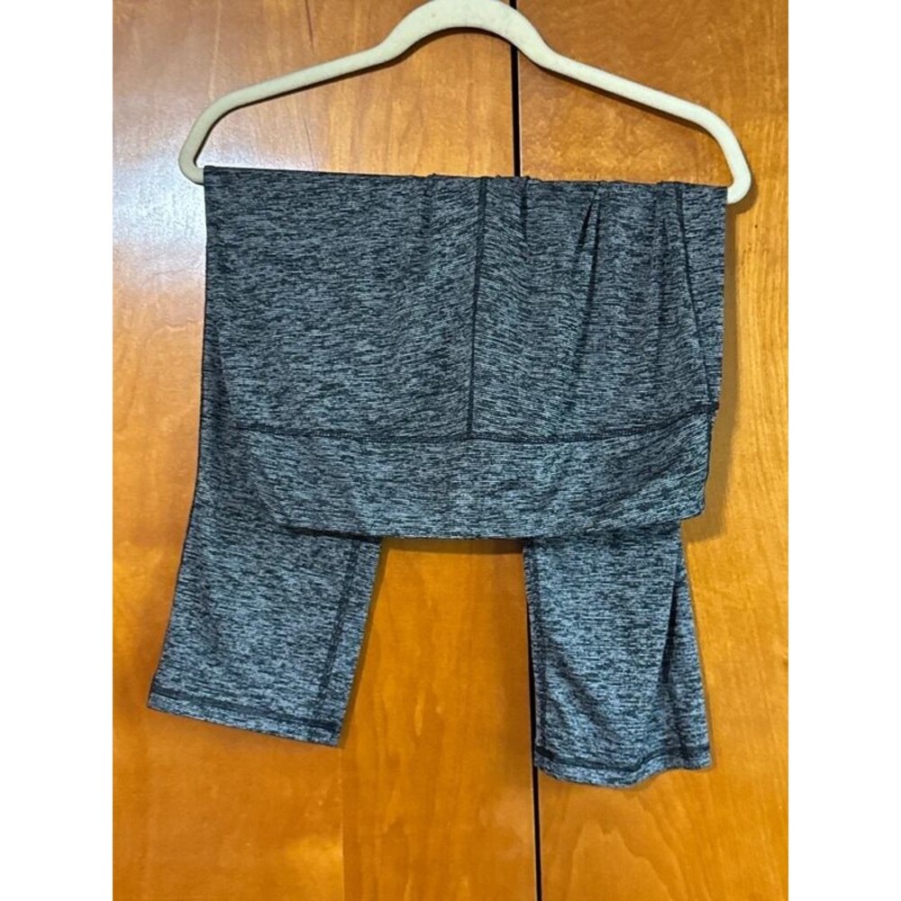 Lot of 3 Capri Leggings - Picture 5 of 10